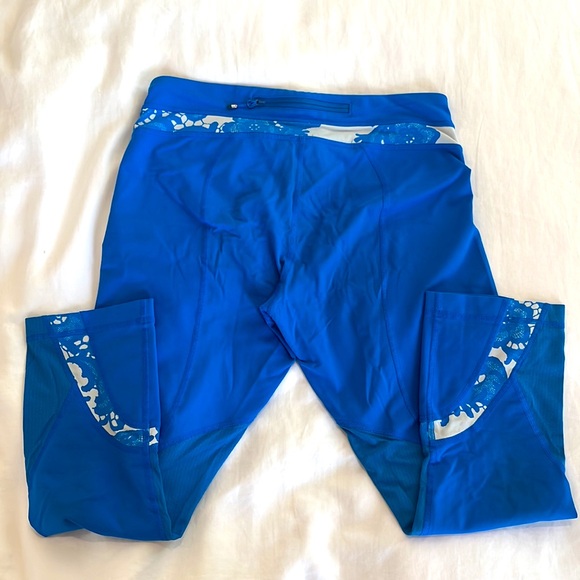 Lululemon workout pants - Picture 2 of 3